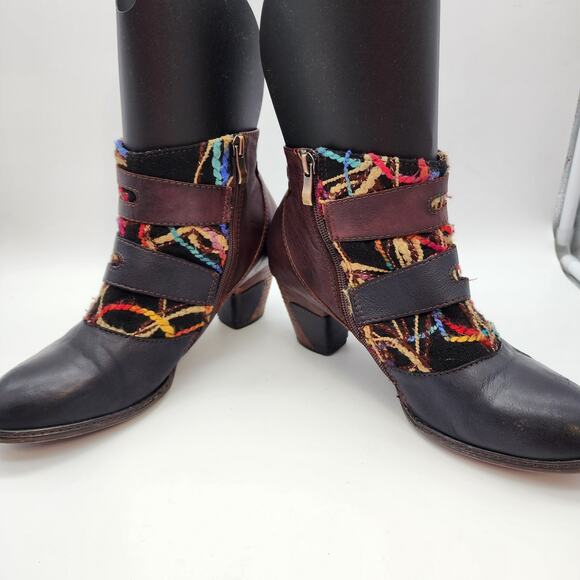 L’Artiste Leather Yarn Buckle Ankle Boots Size 9.5 EUR 41 Heeled Boho Whimsigoth - Picture 4 of 12